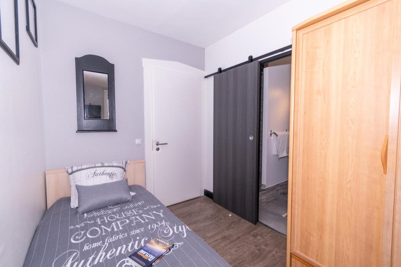 Private & Comfortable Apartments Puttelange-aux-Lacs Eksteriør billede