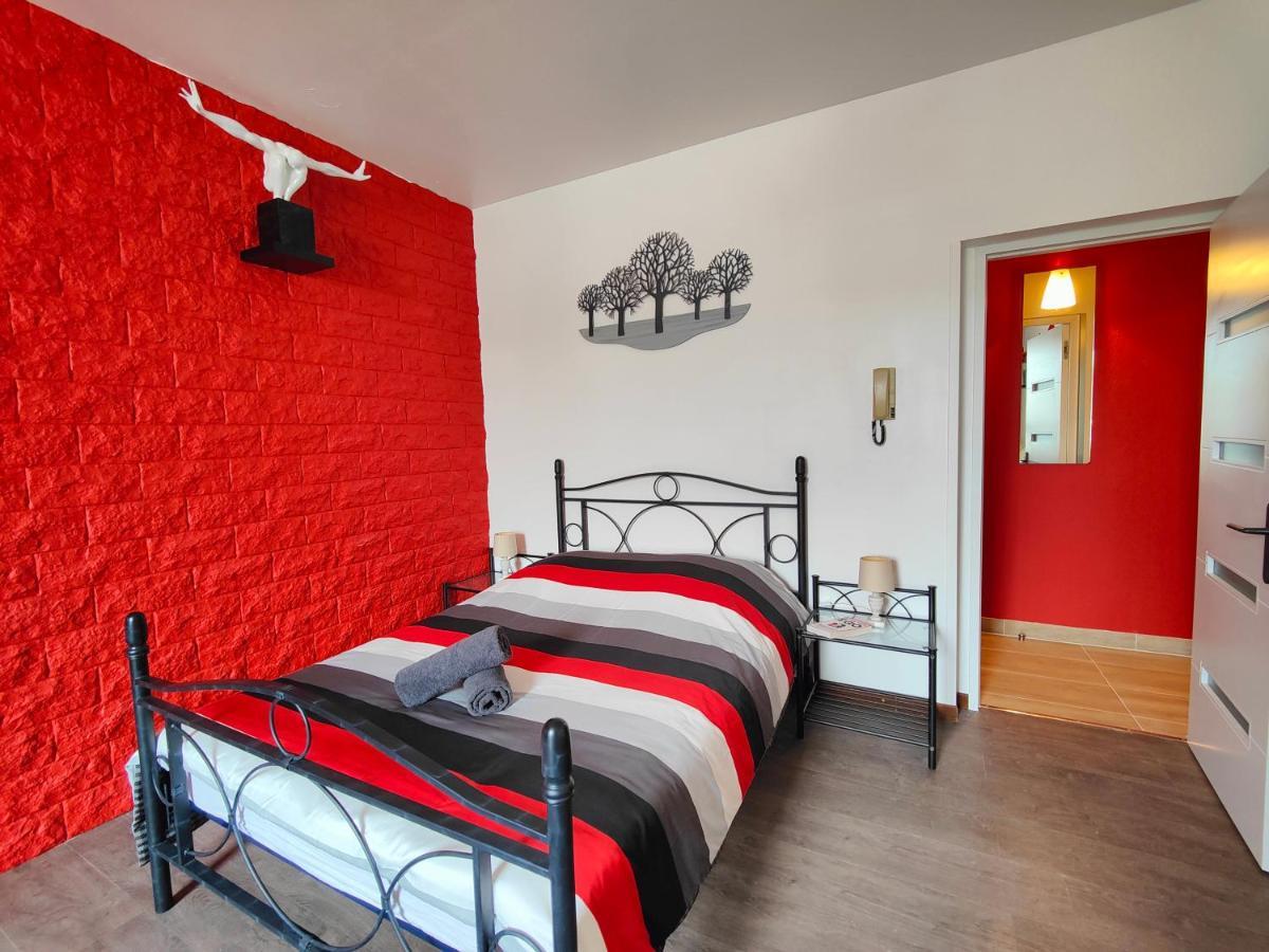 Private & Comfortable Apartments Puttelange-aux-Lacs Eksteriør billede