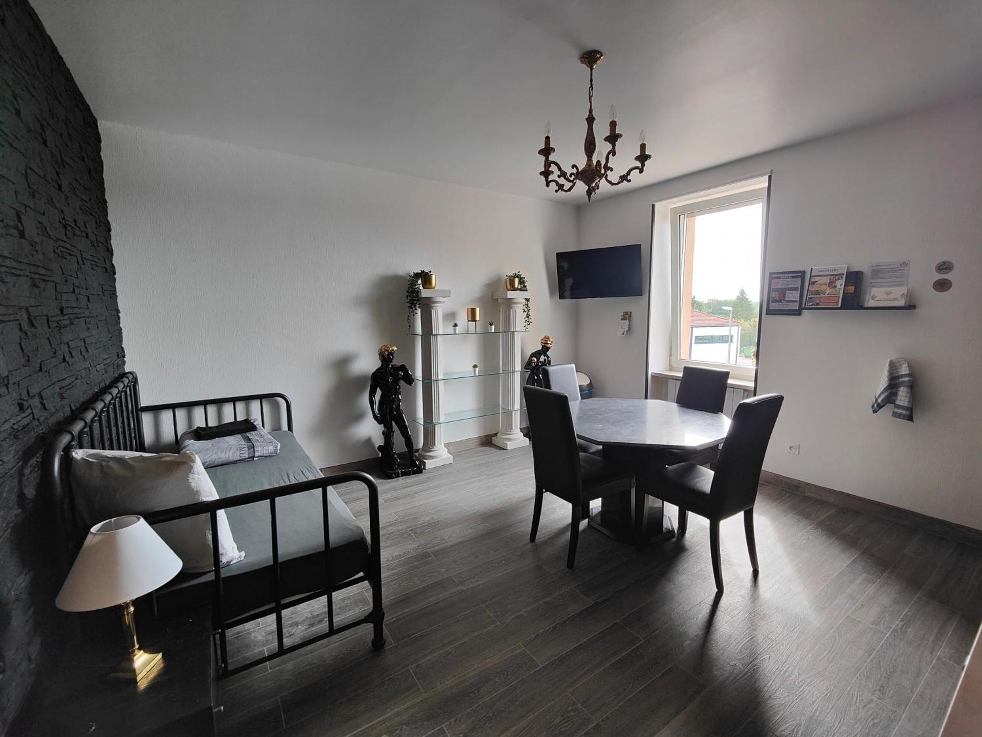 Private & Comfortable Apartments Puttelange-aux-Lacs Eksteriør billede
