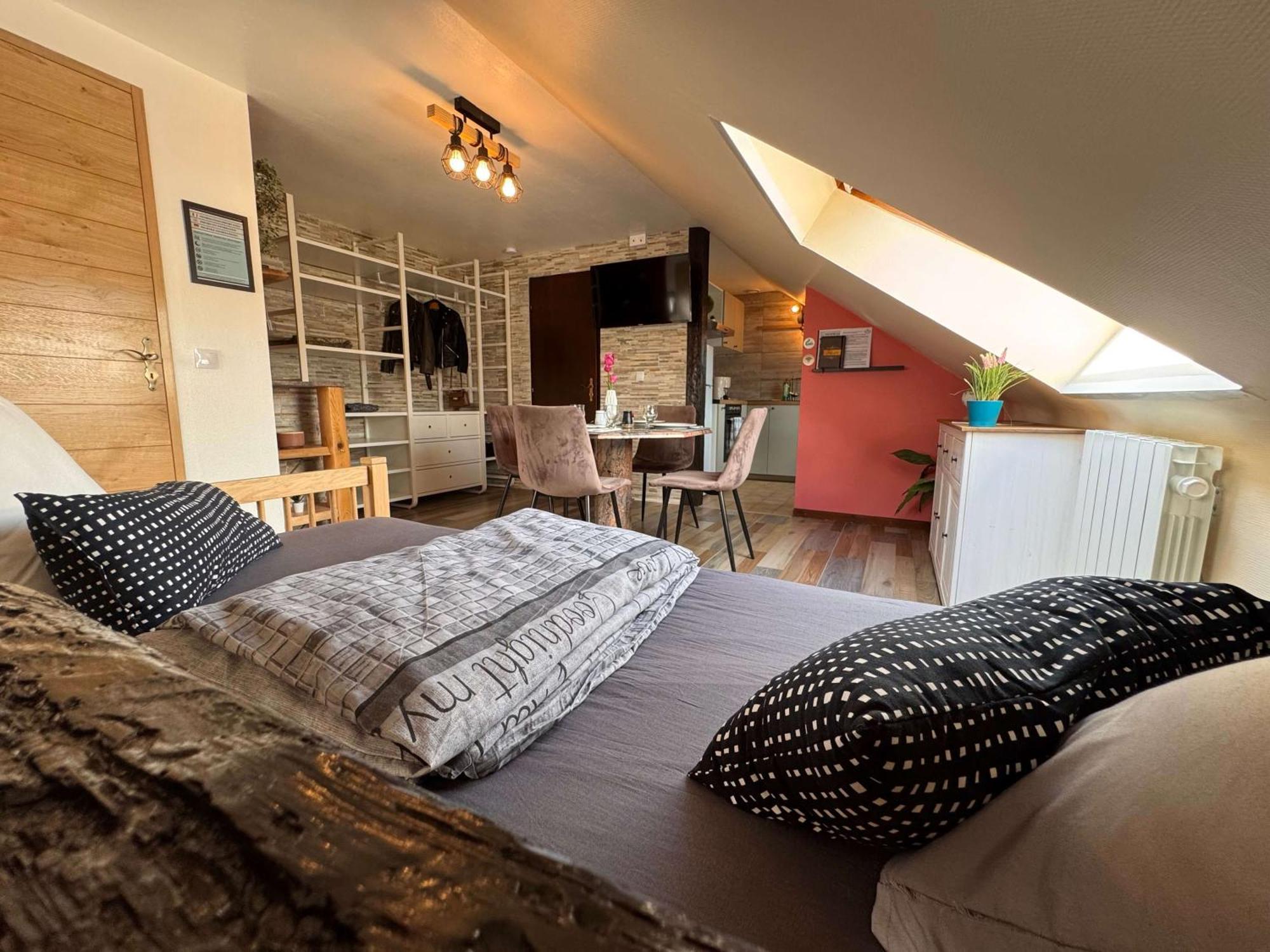 Private & Comfortable Apartments Puttelange-aux-Lacs Eksteriør billede