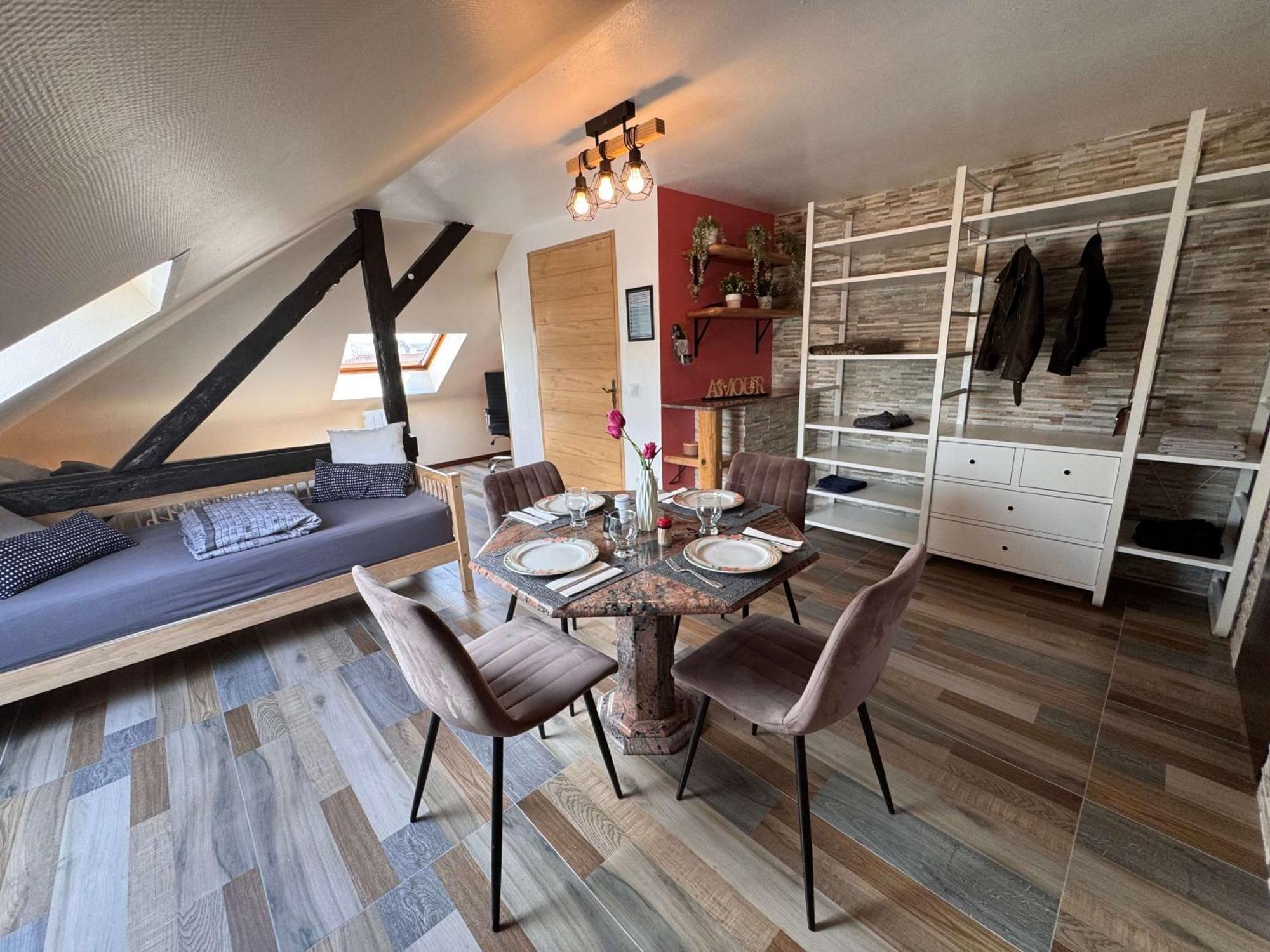 Private & Comfortable Apartments Puttelange-aux-Lacs Eksteriør billede
