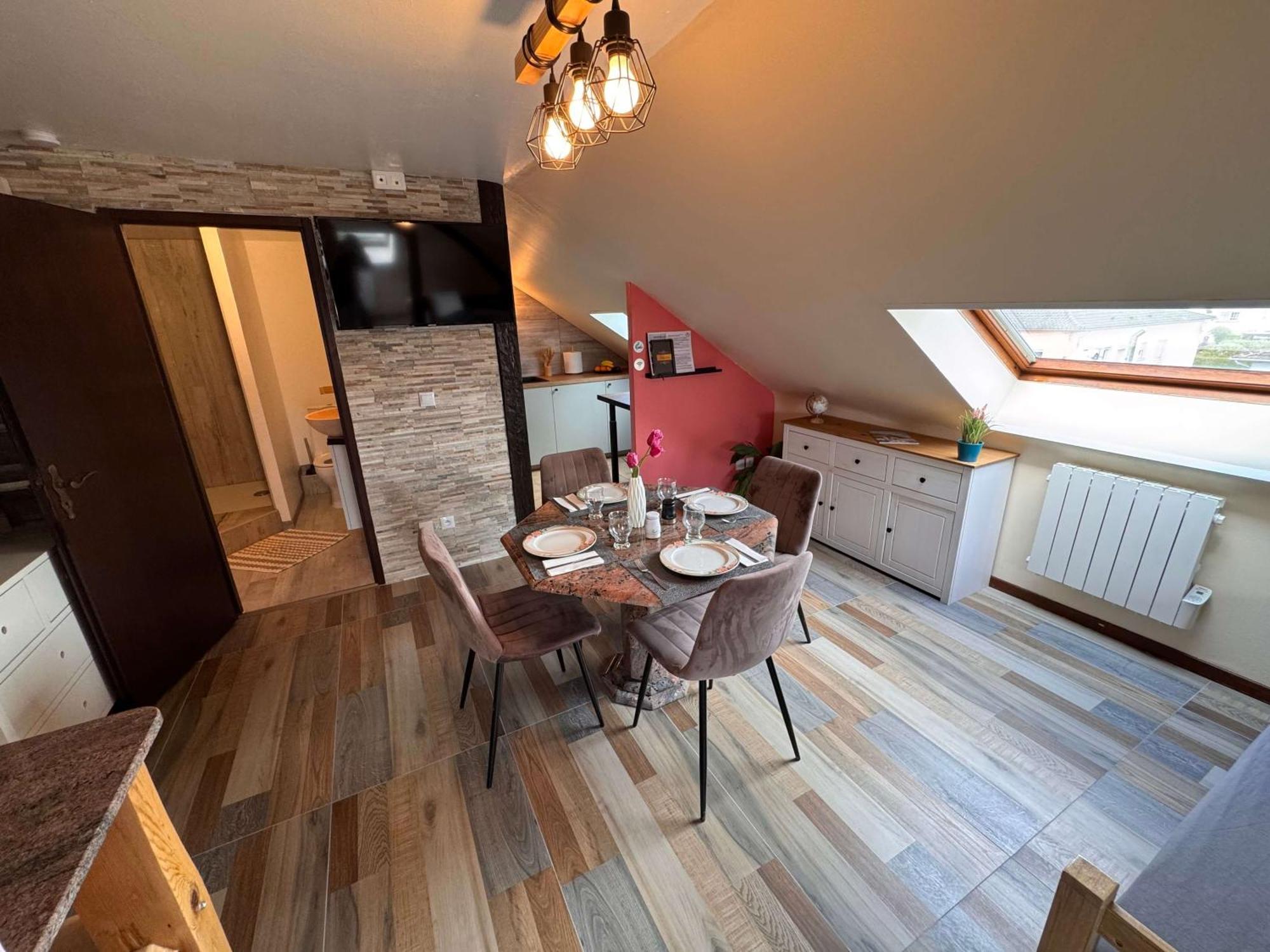 Private & Comfortable Apartments Puttelange-aux-Lacs Eksteriør billede